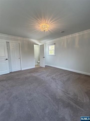 171 Truman Terrace, Paramus, NJ 07652