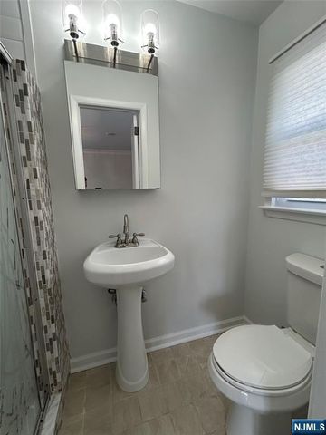 171 Truman Terrace, Paramus, NJ 07652