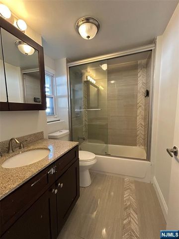 171 Truman Terrace, Paramus, NJ 07652