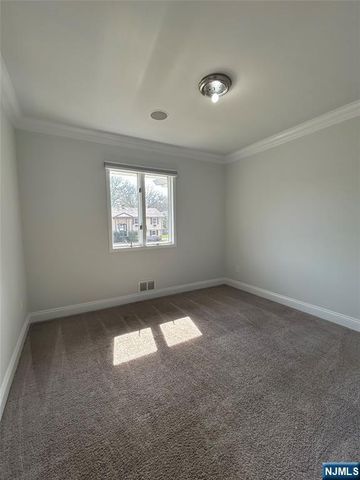 171 Truman Terrace, Paramus, NJ 07652