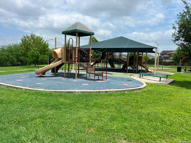 9242 Mare Country, San Antonio, TX 78254