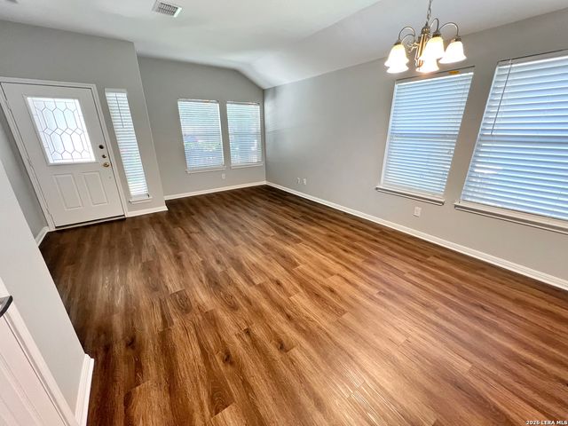 9242 Mare Country, San Antonio, TX 78254