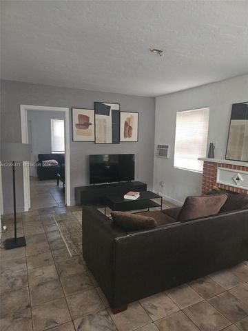 615 NE 4th Street 1, Hallandale Beach, FL 33009