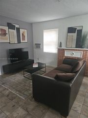 615 NE 4th Street 1, Hallandale Beach, FL 33009