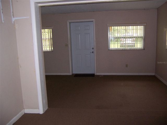 905 N PINE HILLS ROAD, Orlando, FL 32808