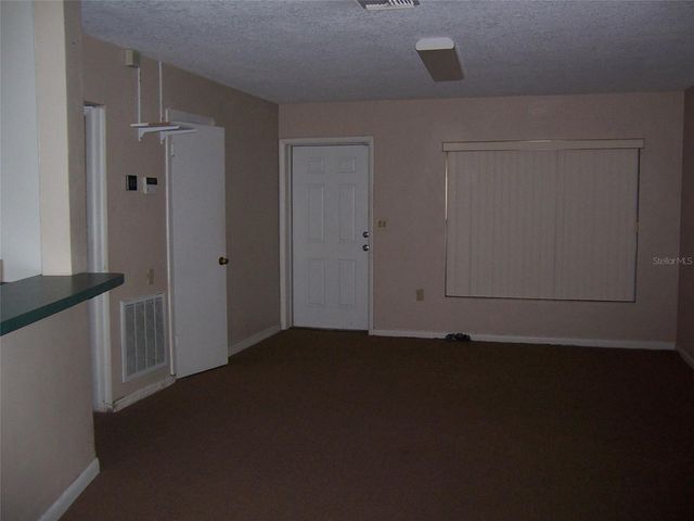 905 N PINE HILLS ROAD, Orlando, FL 32808