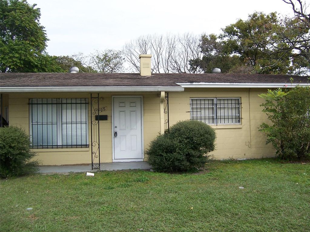 905 N PINE HILLS ROAD, Orlando, FL 32808