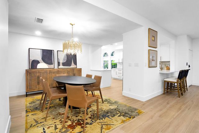 201 Ryder Cup Circle S, Palm Beach Gardens, FL 33418