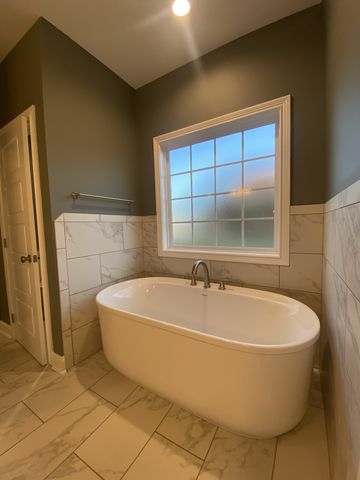 557 Dexter Dr, Clarksville, TN 37043