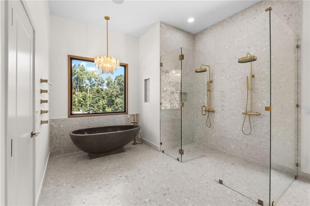 Image 26 of property listing at 14735 Wood Road, Milton, GA 30004