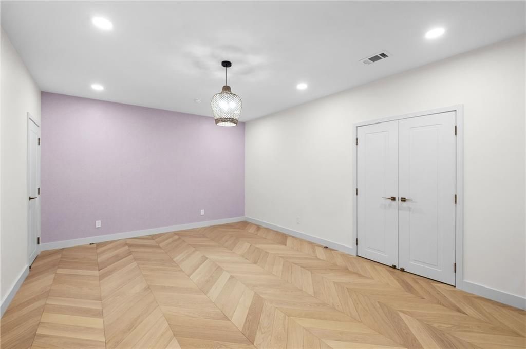 Image 33 of property listing at 14735 Wood Road, Milton, GA 30004