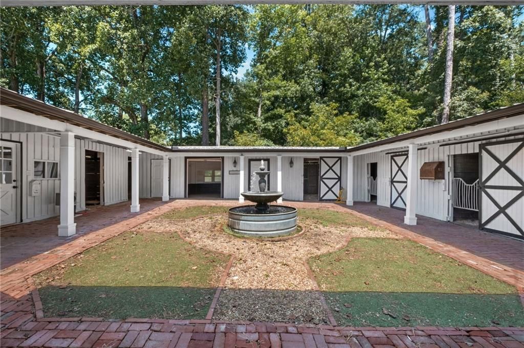 Image 72 of property listing at 14735 Wood Road, Milton, GA 30004