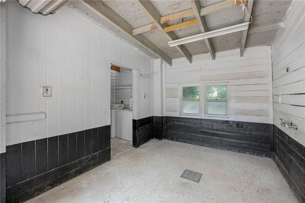 Image 76 of property listing at 14735 Wood Road, Milton, GA 30004