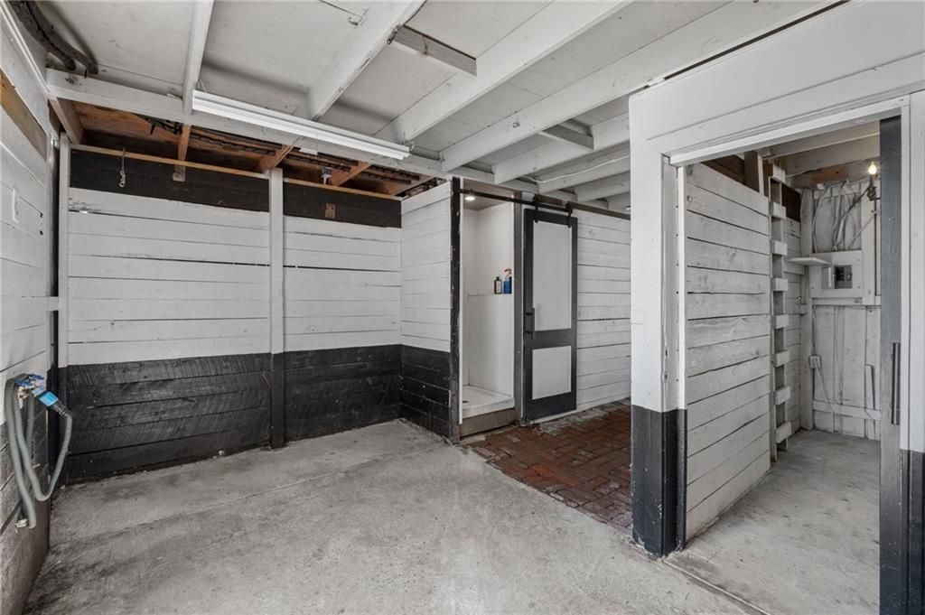 Image 77 of property listing at 14735 Wood Road, Milton, GA 30004