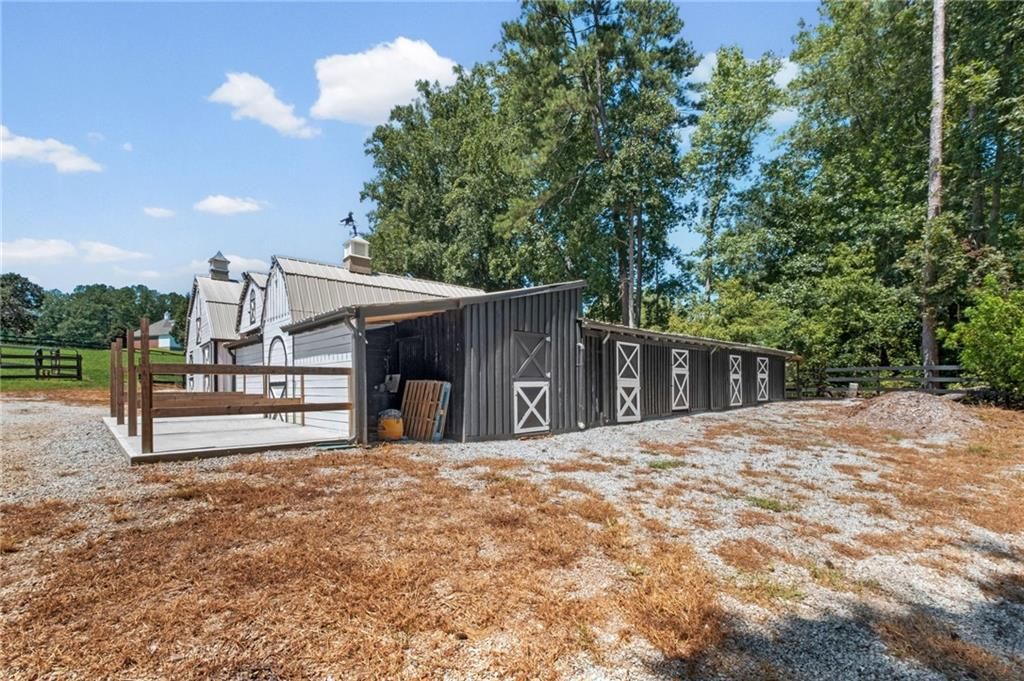Image 81 of property listing at 14735 Wood Road, Milton, GA 30004