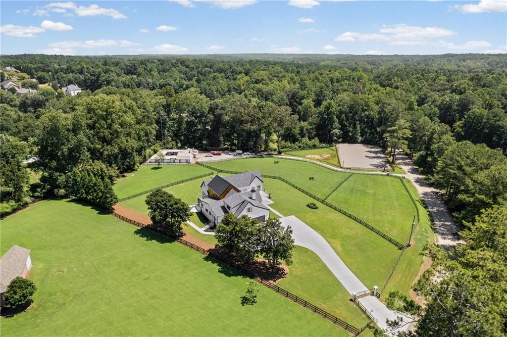 Image 98 of property listing at 14735 Wood Road, Milton, GA 30004