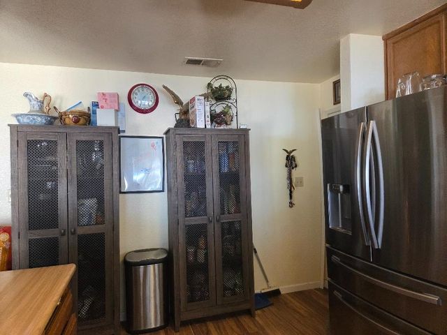 1893 Berkesey Dr, Valley Springs, CA 95252