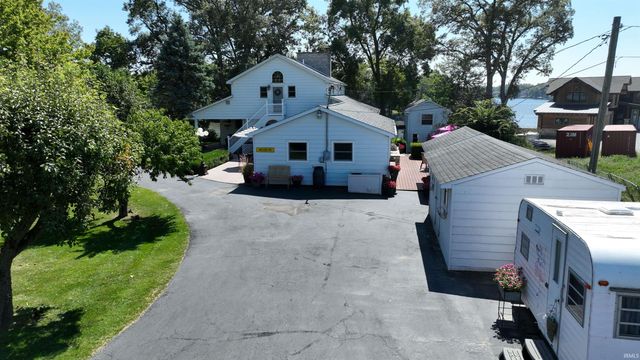 4954 E Bayfront Court, Monticello, IN 47960