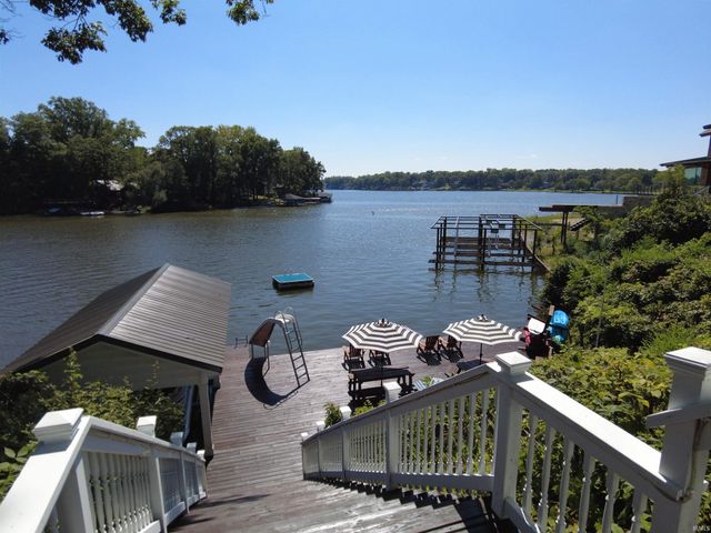 4954 E Bayfront Court, Monticello, IN 47960