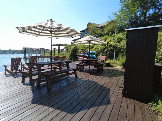 4954 E Bayfront Court, Monticello, IN 47960