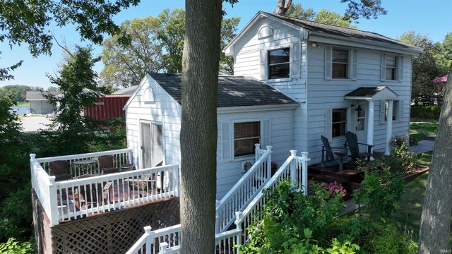 4954 E Bayfront Court, Monticello, IN 47960