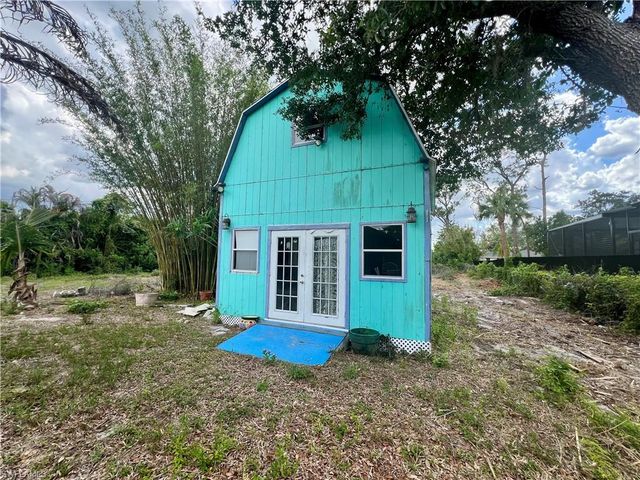 213 Lincoln AVE, Lehigh Acres, FL 33936