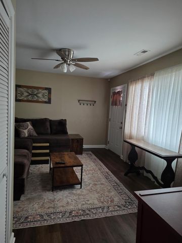 498 Murray Avenue, Columbus, OH 43204