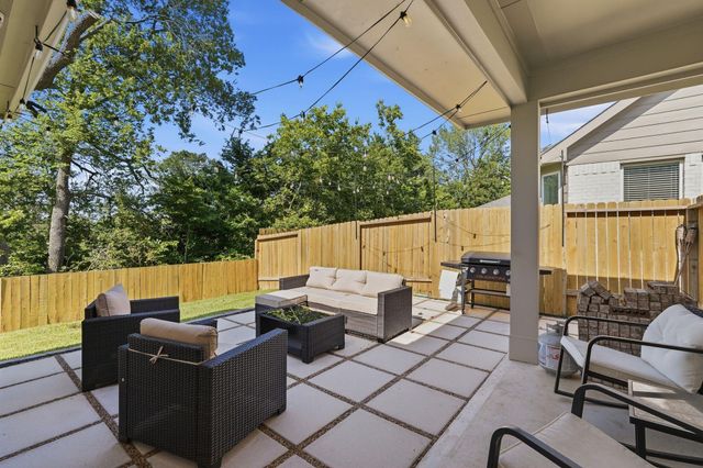12087 Noble Heart Drive, Willis, TX 77318