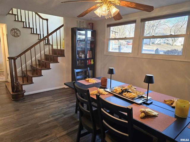 4 CRIMSON Court, Pekin, IL 61554