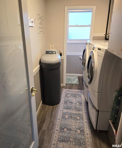 4 CRIMSON Court, Pekin, IL 61554