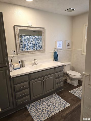 4 CRIMSON Court, Pekin, IL 61554