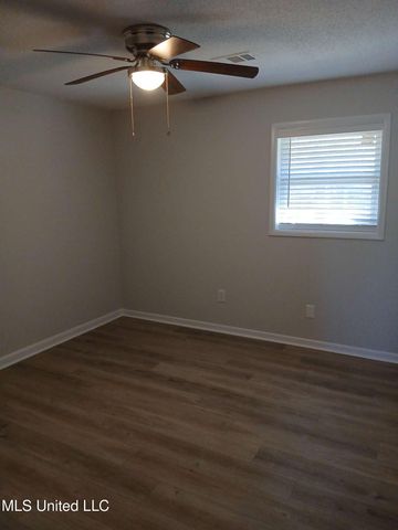 2513 Knox Street, Gulfport, MS 39503