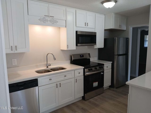 2513 Knox Street, Gulfport, MS 39503