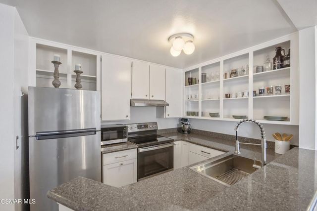 2901 Peninsula Road 232, Oxnard, CA 93035