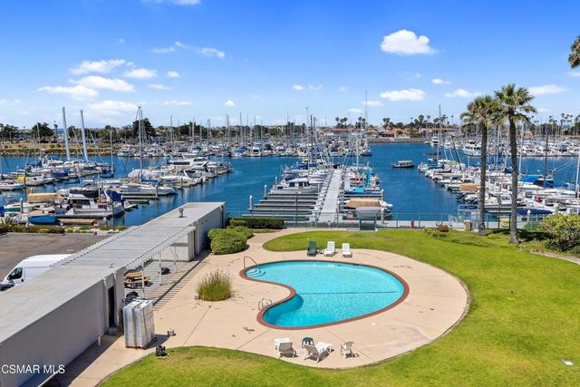 2901 Peninsula Road 232, Oxnard, CA 93035