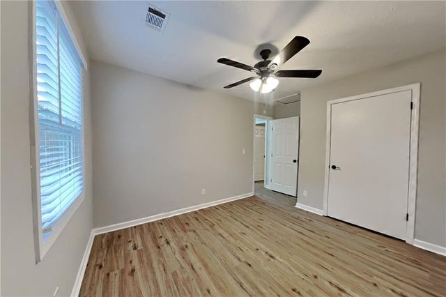 3919 Valley Brook Road, Snellville, GA 30039