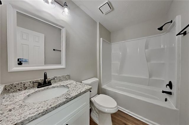 3919 Valley Brook Road, Snellville, GA 30039