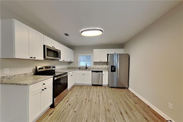 3919 Valley Brook Road, Snellville, GA 30039