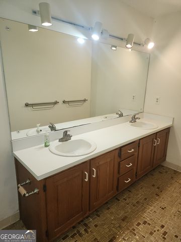 287 Northgate Trace, Roswell, GA 30075