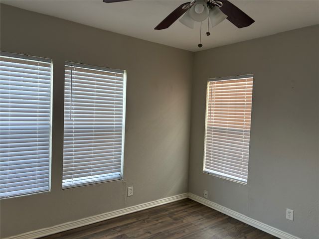 5704 Hiett Court, Fort Worth, TX 76112