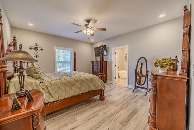 190 CORDOVA CV, Savannah, TN 38372