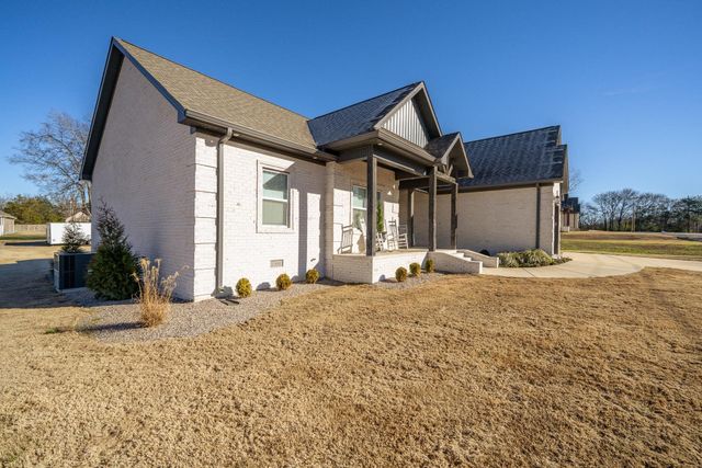 190 CORDOVA CV, Savannah, TN 38372