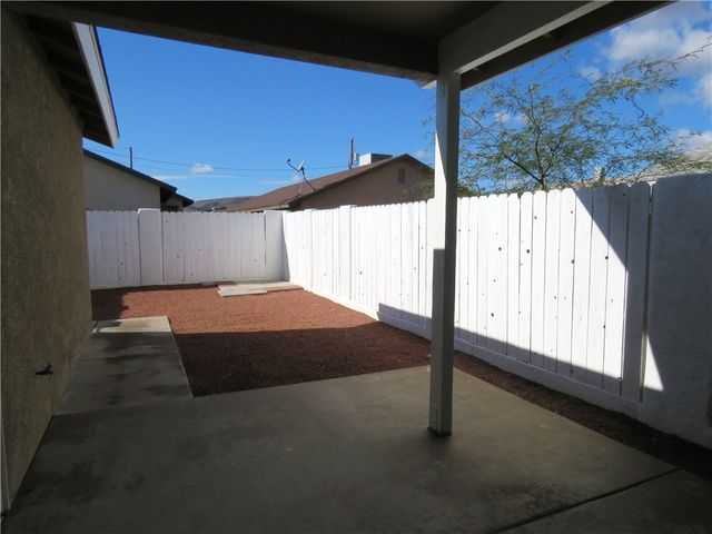 3625 N Willow Rd., Kingman, AZ 86409