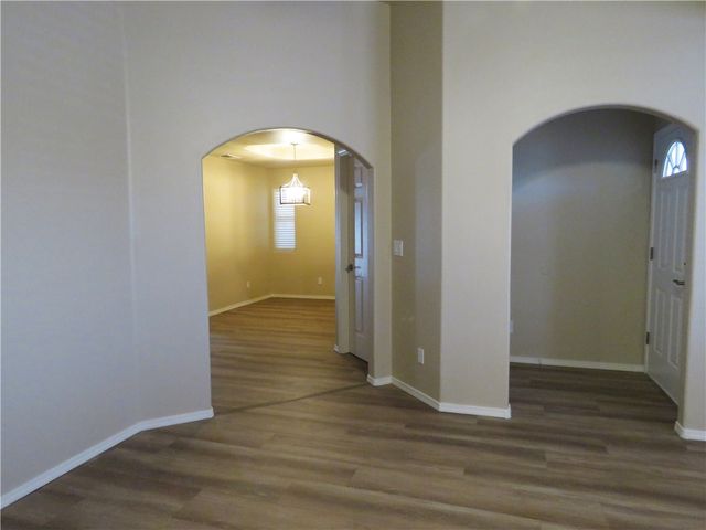 3625 N Willow Rd., Kingman, AZ 86409