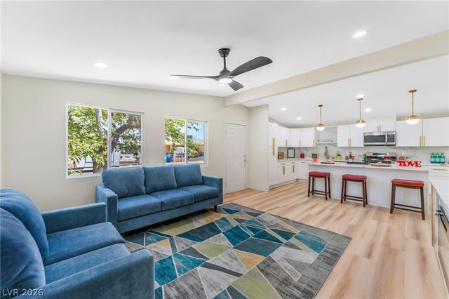3504 Chevy Chase Avenue, Las Vegas, NV 89110
