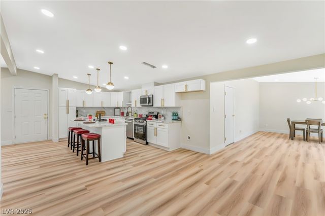 3504 Chevy Chase Avenue, Las Vegas, NV 89110