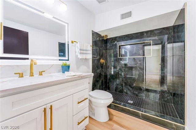 3504 Chevy Chase Avenue, Las Vegas, NV 89110