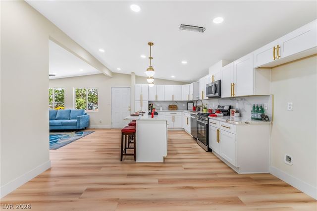 3504 Chevy Chase Avenue, Las Vegas, NV 89110