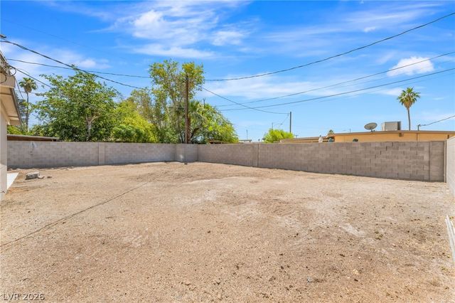 3504 Chevy Chase Avenue, Las Vegas, NV 89110