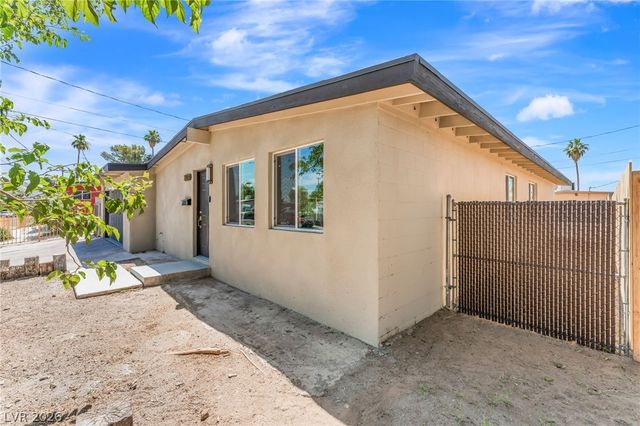 3504 Chevy Chase Avenue, Las Vegas, NV 89110